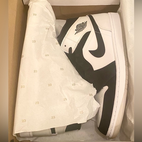 DS 2021 Air Jordan 1 Mid SE Diamond Shorts Men’s 10.5 main image 4